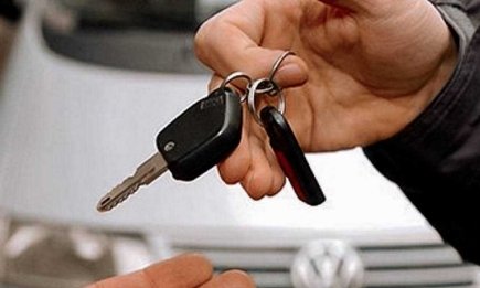 Як не "пролетіти", купуючи вживаний автомобіль: поради механіків