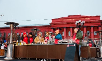 Когда и где смотреть 3 выпуск 15 сезона МастерШеф Кулинарная битва в центре Киева: когда и где смотреть 3 выпуск "МастерШеф-15" от 15.03.2025